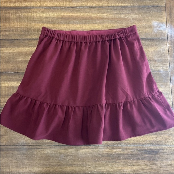 J Crew Mercantile Short Burgundy Mini Skirt Ruffle Hem Size 14 - Picture 7 of 10